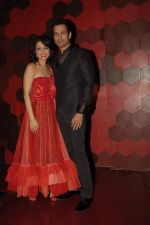 Rohit Roy, Madhurima Nigam at the launch of Madhurima Nigam_s mens wear line in Trilogy o 20th Dec 2011 (33).JPG