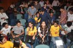 Sonam kapoor meets Twitter fans in Welingkar college on 21st Dec 2011 (27).JPG