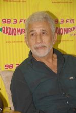 Naseeruddin Shah with the star cast of Chaalis Chaurasia at Radio Mirchi in Parel, Mumbai on 27th Dec 2011 (2).JPG