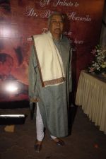at Bhupen Hazarika tribute in Andheri, Mumbai on 27th Dec 2011 (5).JPG