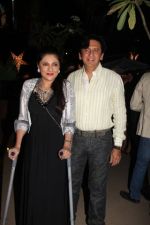 at Rati Agnihotri_s bash for son Tanuj in Bandra, Mumbai on 27th Dec 2011 (16).JPG