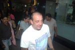 Sanjay Dutt snapped at airport as they enter Big Boss on 29th Dec 2011 (19).JPG