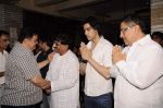 Rishi Kapoor at Sunil and Dharmesh Darshan_s dad_s prayer meet in Santacruz on 3rd Jan 2012 (83).JPG