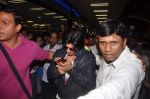 Shahrukh Khan return from Dubai on 3rd Jan 2012 (73).JPG