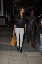 Priyanka Chopra return after last schedule of Kunal Kohli Movie in Airport, Mumbai on 6th Jan 2012 (7).JPG