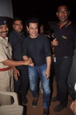 Aamir Khan at Umang Police Show 2012 in Mumbai on 7th Jan 2012 (65).JPG