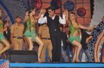 Shahrukh Khan at Umang Police Show 2012 in Mumbai on 7th Jan 2012 (228).JPG