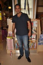 at Biddu_s book launch in Crossword, Mumbai on 13th Jan 2012 (14).JPG
