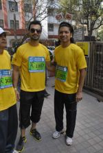 Ashmit Patel, Shaan at Standard Chartered Mumbai Marathon in Mumbai on 14th Jan 2012 (24).JPG