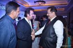 Akbar Khan at Zulfi Syed_s wedding reception on 15th Jan 2012 (84).JPG
