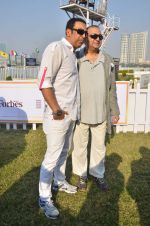 Vindu Dara Singh at Forbes Million race in Mahalaxmi on 15th Jan 2012 (73).JPG