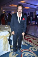 akbar khan at Zulfi Syed_s wedding reception on 15th Jan 2012 (1).JPG