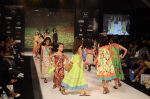 Kids walk the ramp for Mineral at Kids Fashion Week day 1 on 17th Jan 2012 (40).JPG