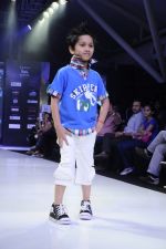 Kids walk the ramp for 612 Ivy League show at Kids Fashion Week day 2 on 18th Jan 2012 (77).JPG