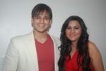 Vivek Oberoi at the launch of Rajnigandha_s album in Planet M on 18th Jan 2012 (16).JPG