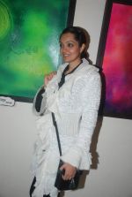 at Amisha Patel_s art preview in Andheri, Mumbai on 18th Jan 2012 (18).JPG