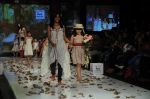 Kids walk the ramp for Ashima Singh Show at Kids Fashion Week day 3 on 19th Jan 2012 (41).JPG