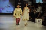 Kids walk the ramp for Payal Singhal Show at Kids Fashion Week day 3 on 19th Jan 2012 (25).JPG