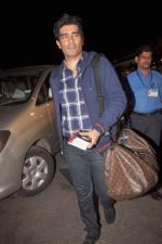 Manish Malhotra snapped at international airport in Mumbai on 19th Jan 2012 (4).jpg
