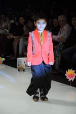 Nevaan Nigam walk the ramp for Nishka Lulla Show at Kids Fashion Week day 3 on 19th Jan 2012 (47).JPG