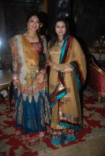 Poonam Dhillon at Deepshikha and Kaishav Arora Wedding on 19th Jan 2012 (47).JPG