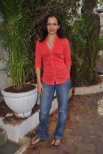 at the success party og Rujuta Diwekar_s book Women & The Weight Loss Tamasha in Mumbai on 20th Jan 2012 (2).JPG