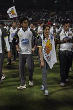 Ritesh Deshmukh, Genelia D Souza snapped at CCL match in Kochi on 23rd Jan 2012 (30).JPG
