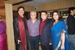 Shatrughan Sinha, Ramesh Sippy at Ramesh Sippy_s birthday hosted by Mohini and Anu n Sashi Ranjan in Mangiamo restaurant, Bandra, Mumbai on 24th Jan 2012 (23).JPG