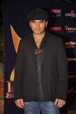 Mohit Chauhan at the 7th Chevrolet Apsara Awards 2012 Red Carpet in Yashraj Studio, Mumbai on 25th Jan 2012 (154).JPG