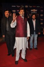 Rajesh Khanna at the 7th Chevrolet Apsara Awards 2012 Red Carpet in Yashraj Studio, Mumbai on 25th Jan 2012 (190).JPG