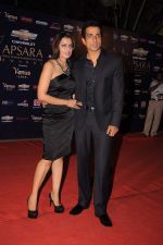 Sonu Sood at the 7th Chevrolet Apsara Awards 2012 Red Carpet in Yashraj Studio, Mumbai on 25th Jan 2012 (177).JPG