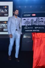 Farhan Akhtar launches HSBC and Makemytrip credit card in Grand Hyatt, Mumbai on 27th Jan 2012 (142).JPG