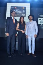 Farhan Akhtar launches HSBC and Makemytrip credit card in Grand Hyatt, Mumbai on 27th Jan 2012 (145).JPG