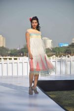 at Designer Rahul Mishra showcases collection in Race Course on 28th Jan 2012 (4).jpg