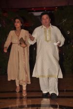 Rishi Kapoor, Neetu Singh at Ritesh & Genelia_s Sangeet Ceremony in Taj Lands end, Mumbai on 31st Jan 2012 (292).JPG