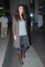 Nargis Fakri snapped at international airport on 1st Feb 2012 (48).JPG