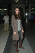 Nargis Fakri snapped at international airport on 1st Feb 2012 (52).JPG