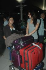 Nargis Fakri snapped at international airport on 1st Feb 2012 (70).JPG