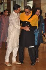 Akshay Kumar, Jackie Shroff  at Ritesh Deshmukh and Genelia wedding in Grand Hyatt, Mumbai on 3rd Feb 2012 (133).JPG