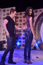 Sarah Jane Dias at Signature Derby pre show in RWITC on 2nd Feb 2012 (84).JPG