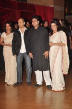 Parsoon Joshi, Vipul Shah, Shefali Shah at Genelia D_Souza and Ritesh Deshmukh wedding reception in Hotel Grand Hyatt, Mumbai on 4th Feb 2012 (4).JPG