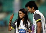 Riteish Deshmukh and Genelia D_souza at CCL match on 5th Feb 2012 (115).jpg