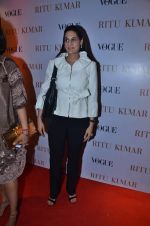 at the launch of Ritu Kumar new store in  Raghuvanshi Mills, Mumbai on 9th Feb 2012 (49).JPG