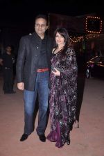BHagyashree at Stardust Awards red carpet in Mumbai on 10th Feb 2012 (50).JPG