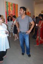 Sunil Shetty at Trishla Jain_s art event in Mumbai on 10th Feb 2012 (81).JPG