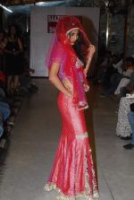 at Designer Saazish Sidhu and Shaina Singh debut bridal show in Khaugalli on 13th Feb 2012 (12).JPG