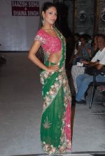 at Designer Saazish Sidhu and Shaina Singh debut bridal show in Khaugalli on 13th Feb 2012 (22).JPG