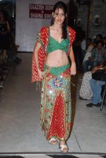 at Designer Saazish Sidhu and Shaina Singh debut bridal show in Khaugalli on 13th Feb 2012 (9).JPG