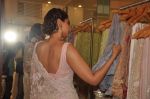 Sonam Kapoor at Shehlaa store launch in Fort, Mumbai on 17th Feb 2012 (39).JPG