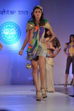 at Sophia college fashion show in Mumbai on 17th Feb 2012 (100).JPG
